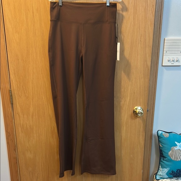 Girlfriend Collective NWT size XL Brown Boot Cut/flair Pants. - Picture 2 of 5